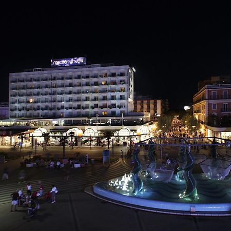 Hotel Mediterraneo Riccione Esterno foto